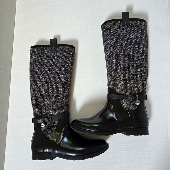 Michael Kors strech tall charm Rain Boots. Size 8 - Picture 9 of 11